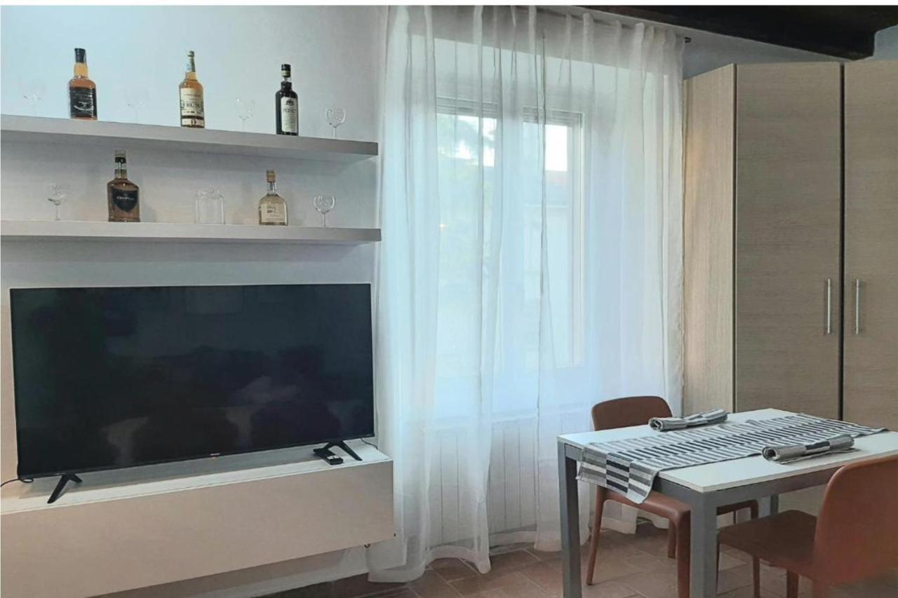 דירות מילאנו Il Rifugio Sui Navigli Con Garage Privato Gratuito Aria Condizionata & Wi-Fi מראה חיצוני תמונה